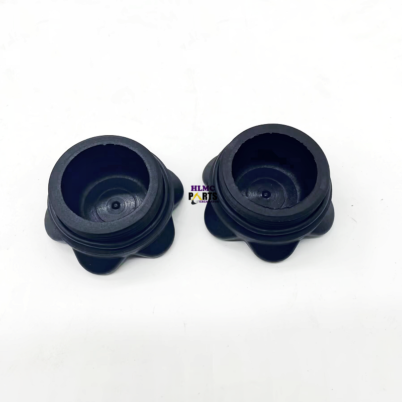 Construction Machinery Parts Excavator Engine Oil Cap RE535560 RE535560 RE500005 RE52326 for 2204 7830 7930 Oil tank Filler Cap - Image 5